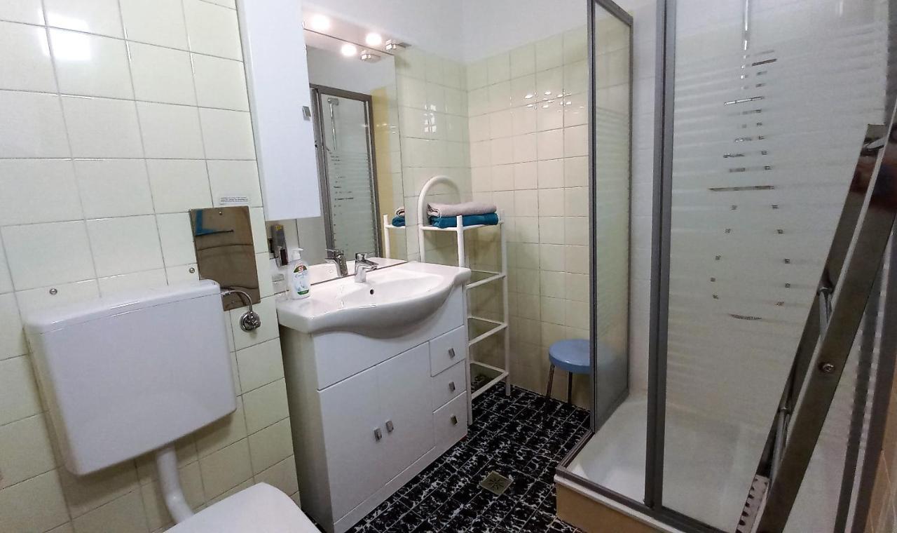 Maren Seeblick Appartement Haus Haensel&Gretel Direkt Am Ossiacher See Mit Hallenbad Stiegl Zewnętrze zdjęcie